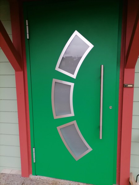 aluminium_haustuer_minzgruen